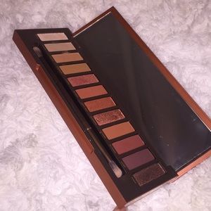 URBAN DECAY HEAT PALETTE🔥